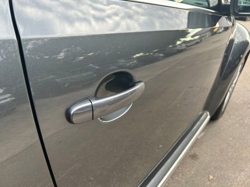 Used 2018 Volkswagen Beetle 2.0T S image 30