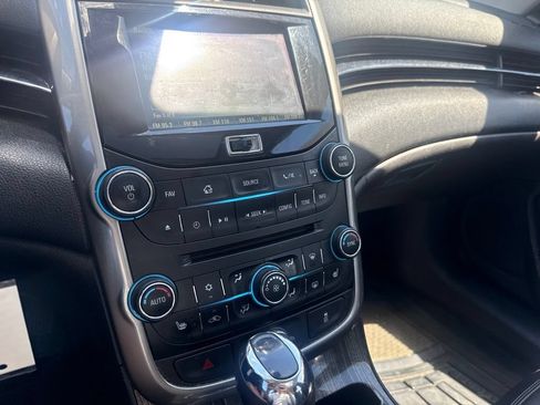 Used 2014 Chevrolet Malibu LTZ FWD image 14