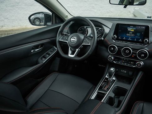 New 2025 Nissan Sentra SR w/ SR Premium Package image 13