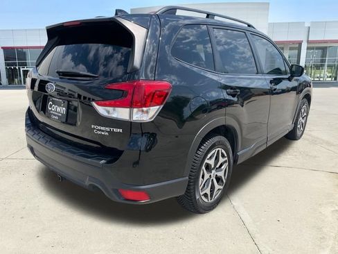 Used 2019 Subaru Forester Premium w/ Popular Package #1 AWD/4WD image 5