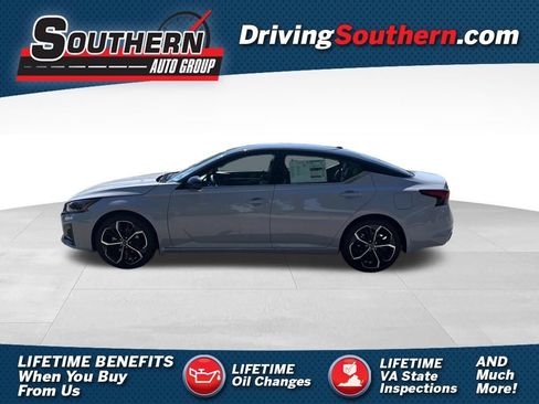 New 2026 Nissan Altima 2.5 SR FWD image 1