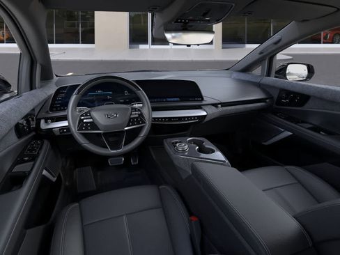 New 2026 Cadillac Optiq Sport 1 w/ LPO, Floor Liner Package AWD/4WD image 15