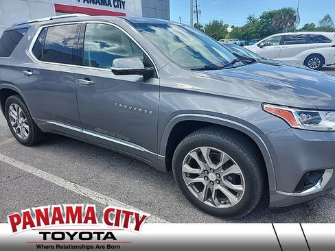 Used 2019 Chevrolet Traverse Premier w/ Driver Confidence II Package image 1