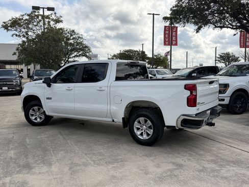 Used 2024 Chevrolet Silverado 1500 LT RWD image 9