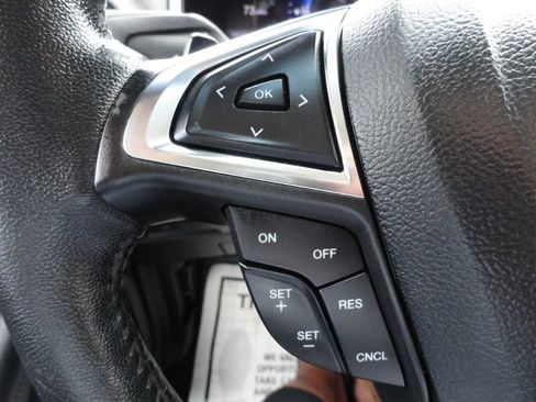 Used 2018 Ford Edge SEL w/ Equipment Group 201A FWD image 19
