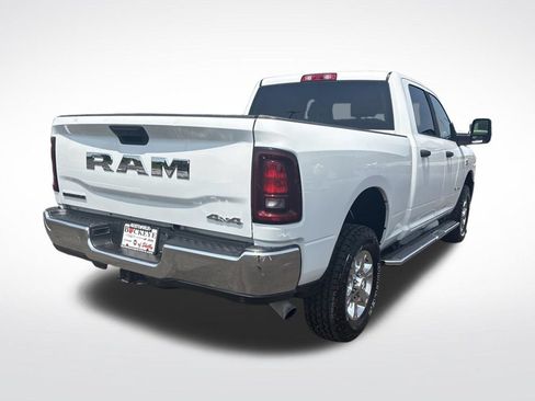 Used 2025 RAM 2500 Big Horn AWD/4WD image 3