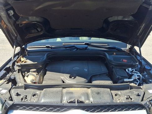 Used 2023 Mercedes-Benz GLS 450 4MATIC image 28