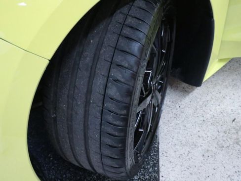 Used 2022 Chevrolet Corvette Stingray Premium Cpe w/ Z51 Performance Package image 8