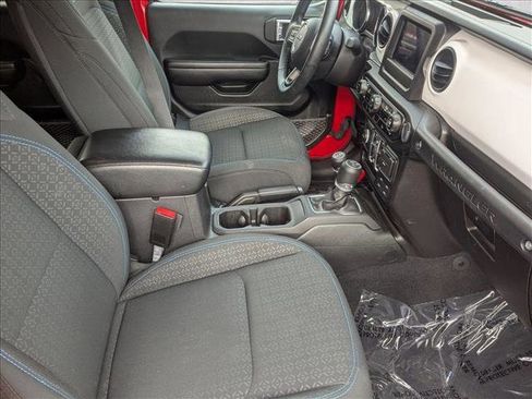 Used 2021 Jeep Wrangler Unlimited Islander image 20