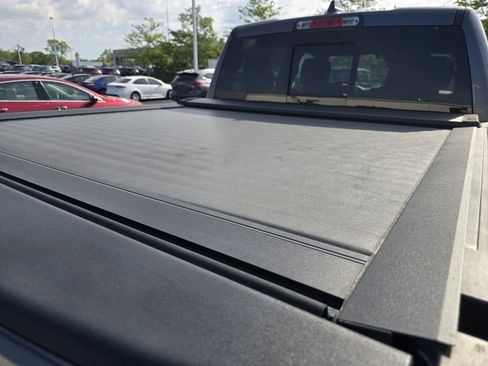 Used 2022 RAM 1500 Limited w/ Body Color Bumper Group AWD/4WD image 11