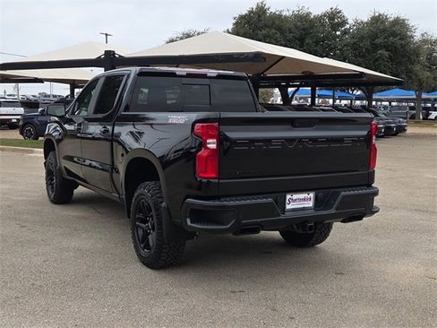 Used 2022 Chevrolet Silverado 1500 LT Trail Boss w/ LT Trail Boss Premium Package image 9