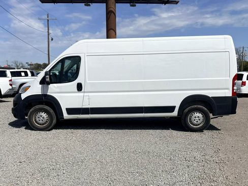 Used 2023 RAM ProMaster 2500 image 2