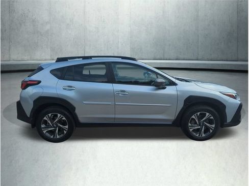 Used 2026 Subaru Crosstrek 2.5i Premium AWD/4WD image 8