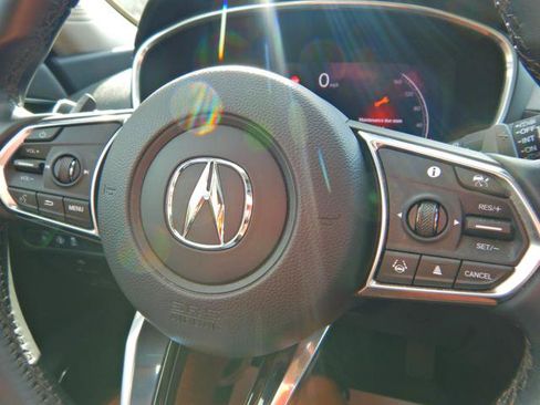 Used 2025 Acura MDX SH-AWD image 19