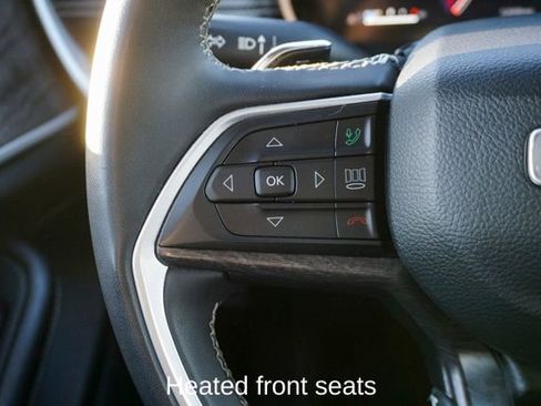 Used 2023 Jeep Grand Cherokee Limited w/ Luxury Tech Group II image 24