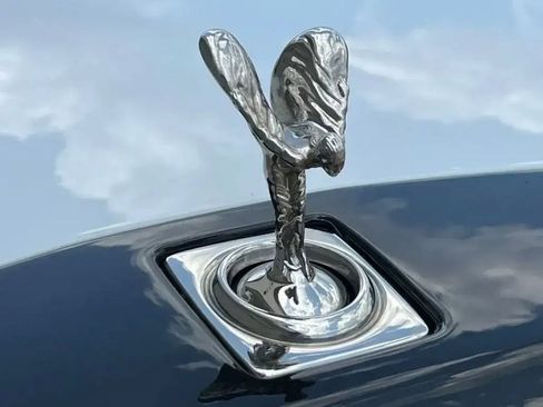 Used 2018 Rolls-Royce Phantom Sedan RWD image 20