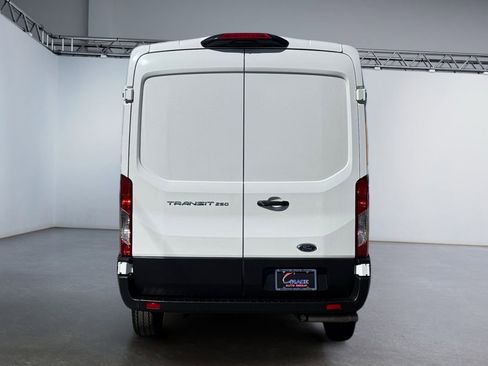 Used 2025 Ford Transit 250 Medium Roof image 5