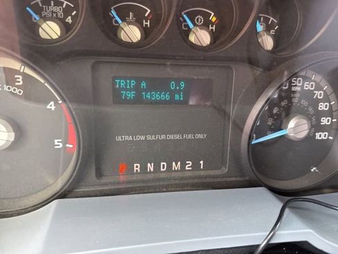 Used 2011 Ford F250 XLT w/ XLT Appearance Pkg AWD/4WD image 4