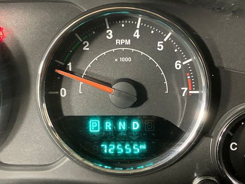 Used 2016 Jeep Wrangler Unlimited Sport image 21