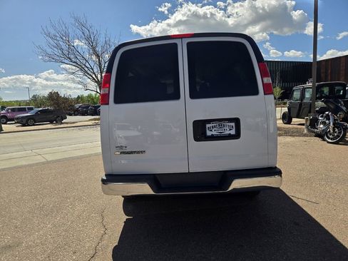Used 2019 Chevrolet Express 3500 LT w/ LT Preferred Equipment Group RWD image 9