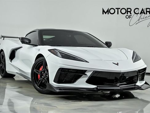 Used 2021 Chevrolet Corvette Stingray Coupe w/ 1LT RWD image 1