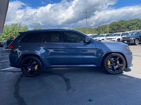 Used 2020 Jeep Grand Cherokee Trackhawk AWD/4WD image 4