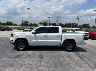 Used 2025 Nissan Frontier SV w/ SV Convenience Package AWD/4WD video 2