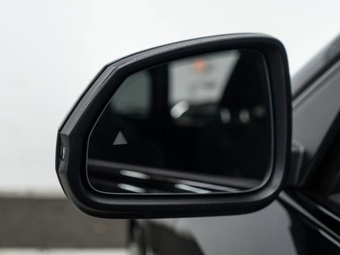 Used 2025 BMW X1 xDrive28i w/ M Sport Line w/ M Sport Package image 44