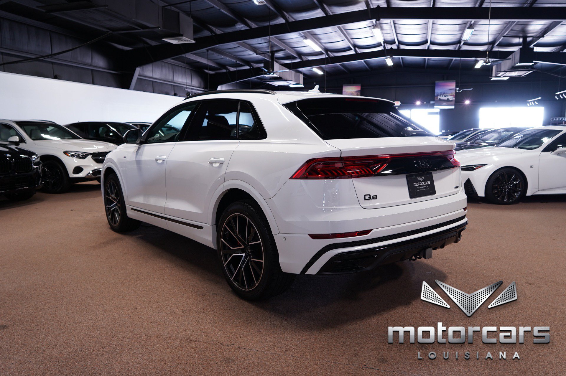 Used 2023 Audi Q8 Prestige AWD/4WD image 5