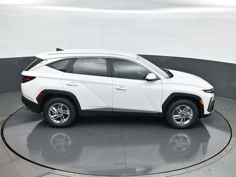 New 2026 Hyundai Tucson SE FWD image 16