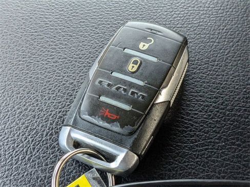 Used 2021 RAM 1500 Lone Star image 28