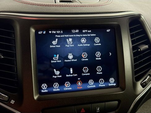 Used 2022 Jeep Cherokee Trailhawk w/ Premium Leather Package image 37