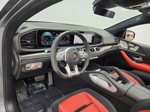 Used 2023 Mercedes-Benz GLE 63 AMG S image 9