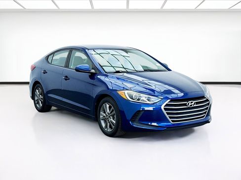 Used 2018 Hyundai Elantra SEL image 3