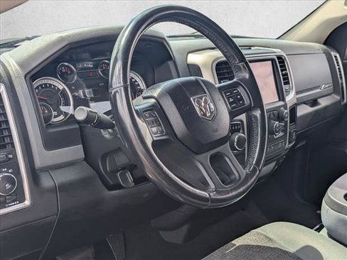 Used 2019 RAM 1500 Big Horn RWD image 9
