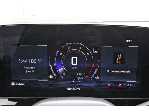 Used 2025 Chevrolet Suburban LT w/ Comfort Package RWD image 14
