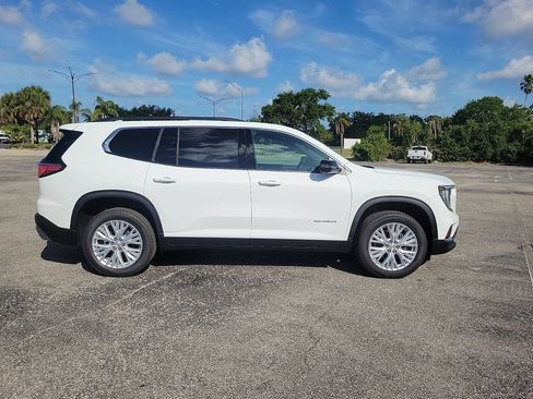 New 2026 GMC Acadia Elevation w/ Elevation Premium Package FWD image 4