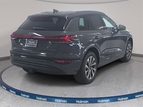 New 2025 Audi Q6 e-tron Premium Plus image 4