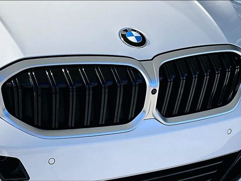 Certified 2026 BMW 330i Sedan RWD image 29