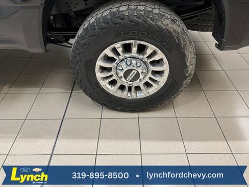 Used 2021 Ford F250 XLT w/ XLT Premium Package image 25