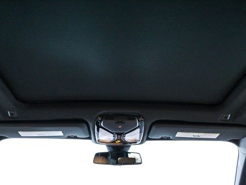 Certified 2022 BMW X5 xDrive45e w/ Parking Assistance Package image 18