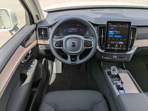 New 2026 Volvo XC90 B5 Plus AWD/4WD image 23