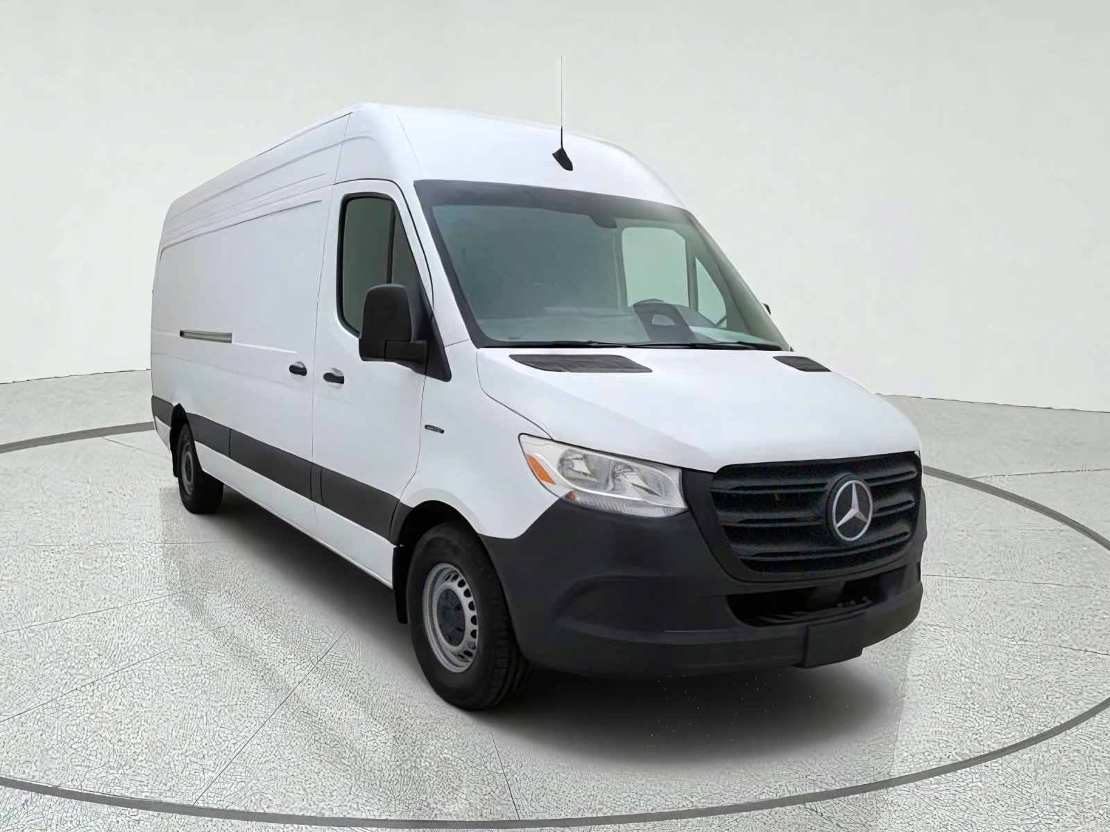 New 2025 Mercedes-Benz eSprinter 170 Cargo image 4