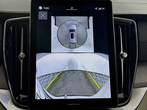 New 2026 Volvo XC90 T8 Ultra w/ Protection Package Premier image 15