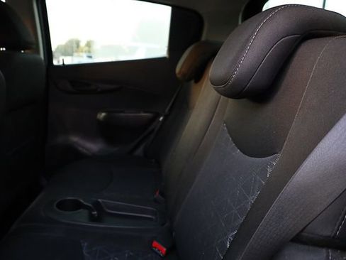 Used 2021 Chevrolet Spark LT w/ Spark Special Edition image 28