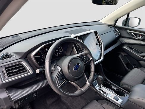 Used 2023 Subaru Ascent Premium w/ Convenience Package image 9