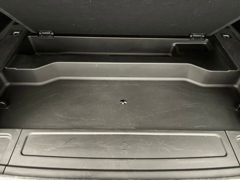 Used 2024 Jeep Wagoneer L Series II image 44