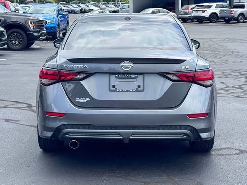 Used 2023 Nissan Sentra SR w/ SR Premium Package FWD image 18