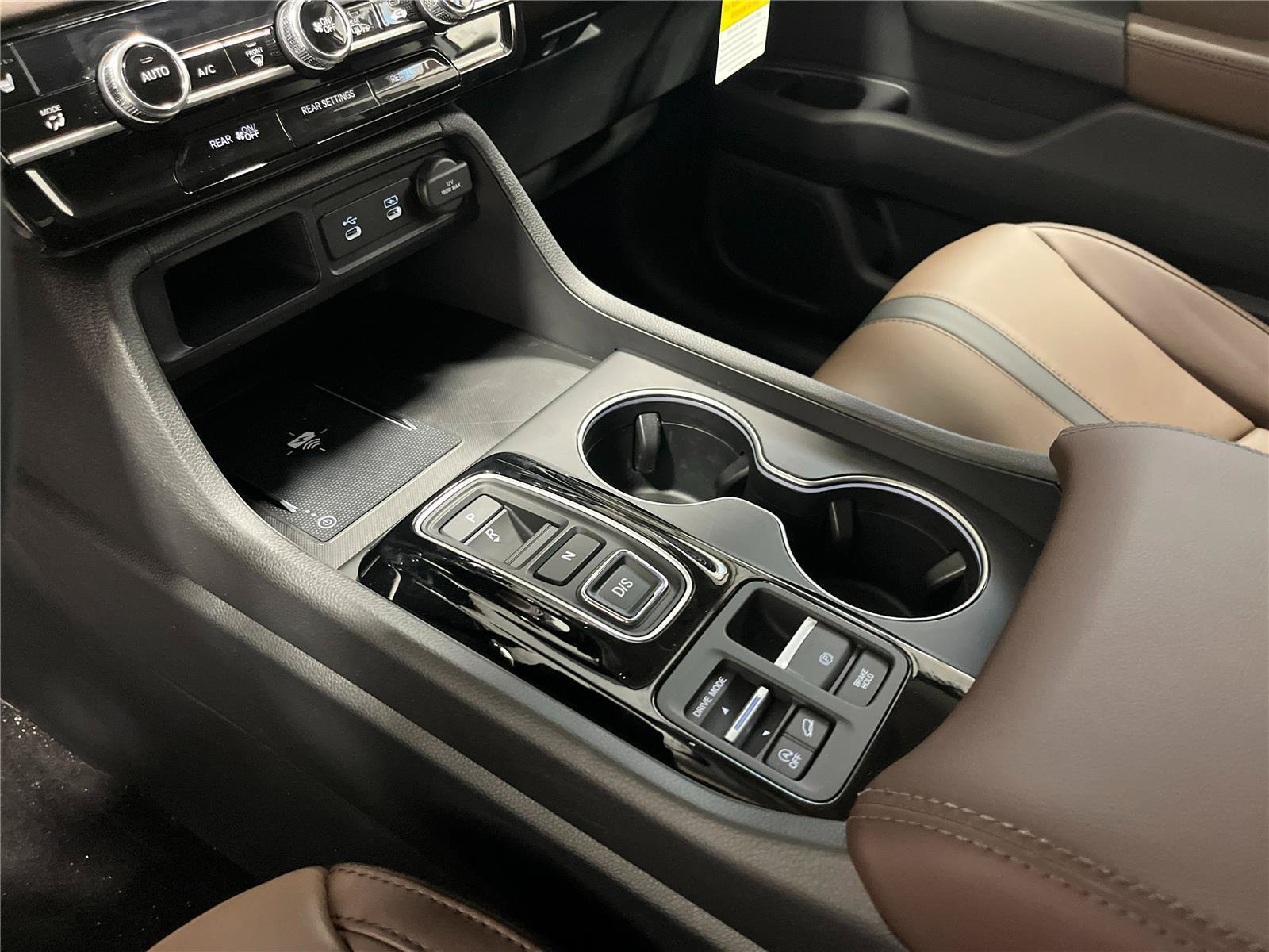 New 2026 Honda Pilot Touring image 17