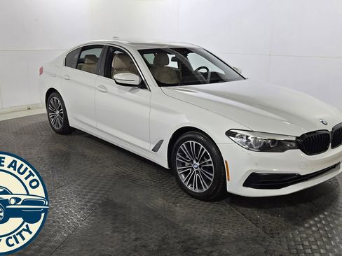 Used 2020 BMW 530i w/ Convenience Package RWD image 1